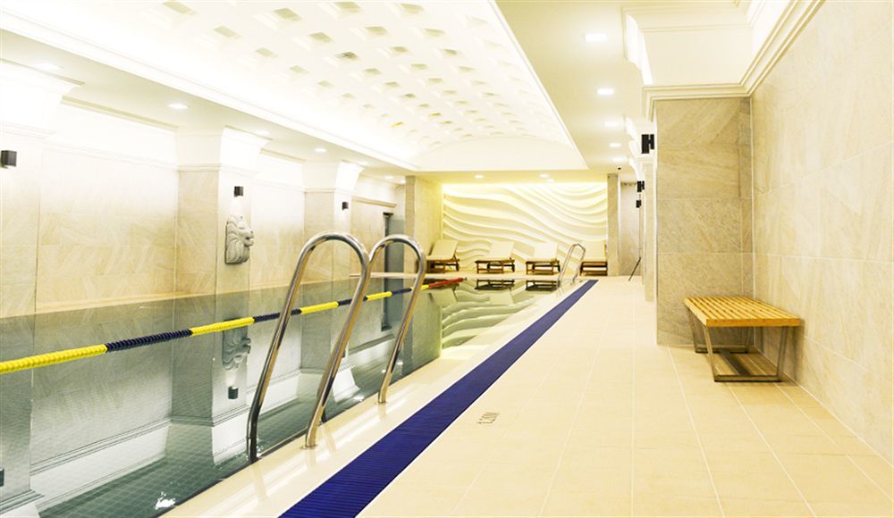 I Square Hotel Gimhae Exterior photo